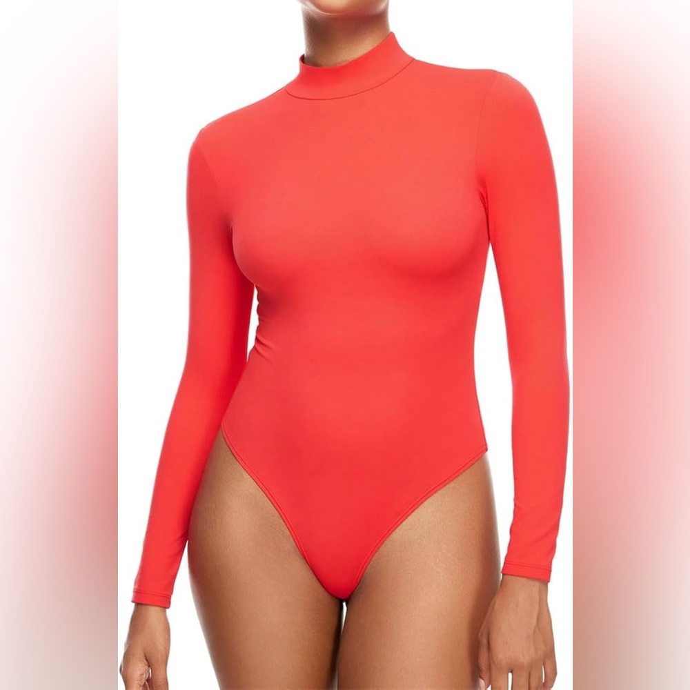 NWOT! Aritzia Babaton Contour Mockneck Longsleeve Thong Bodysuit in Burnt Orange